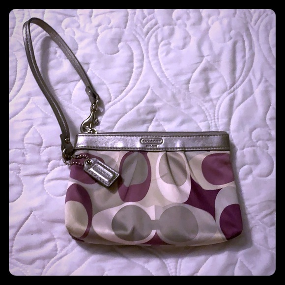Coach wristlet - Picture 1 of 4